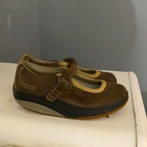 Mbt rocker Maryjane brown suede